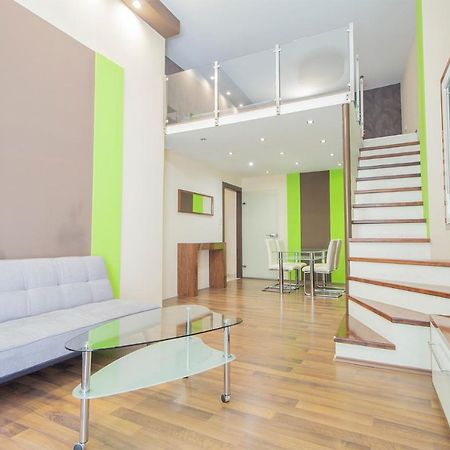 Sunny House By The Riverside บูดาเปสต์ ภายนอก รูปภาพ