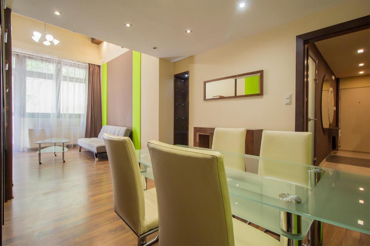 Sunny House By The Riverside บูดาเปสต์ ภายนอก รูปภาพ